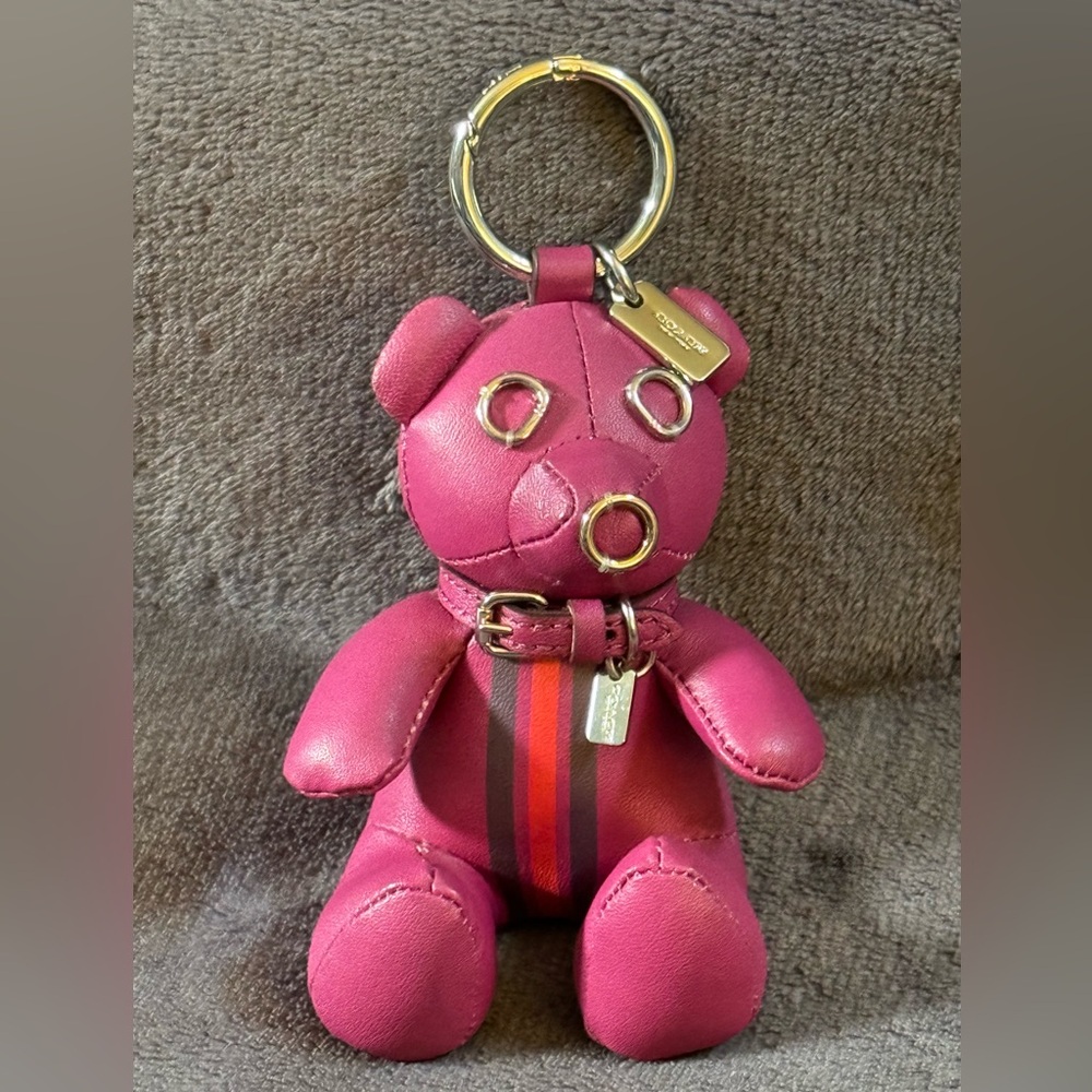 Coach Limited Edition Purple Leather Bear Doll
Key Chain/Bag charm F56749